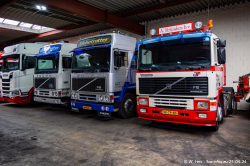 20240421-Tom-Holding-00422 20240421-Tom-Holding-00422